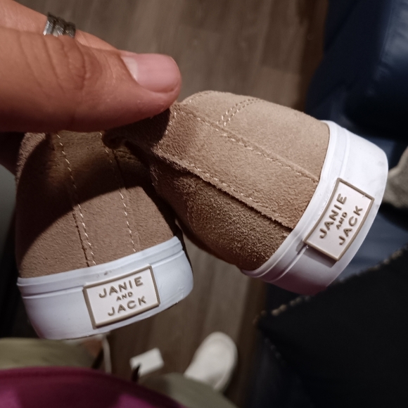 Janie and Jack Tan Sneakers Boy Size 11 New No Tag - Picture 5 of 6